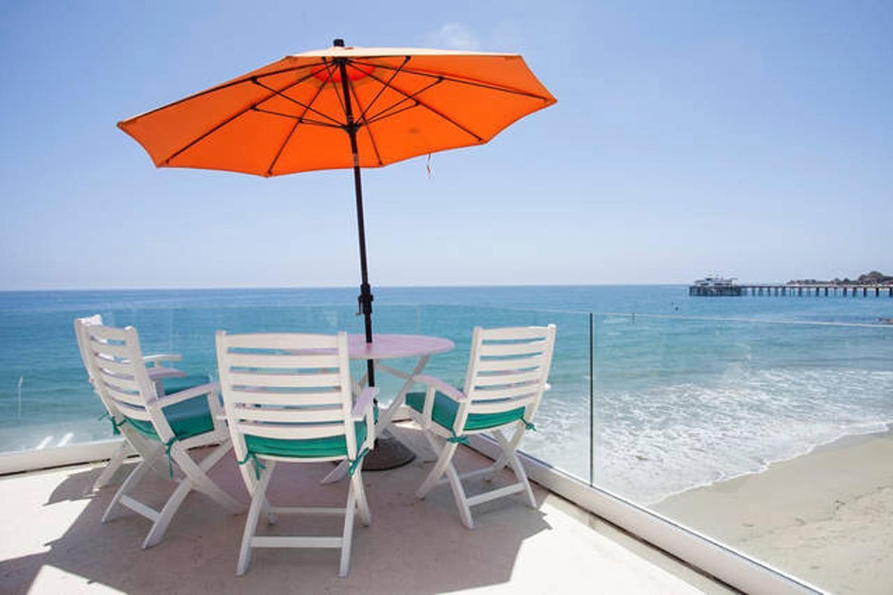 Private * Malibu