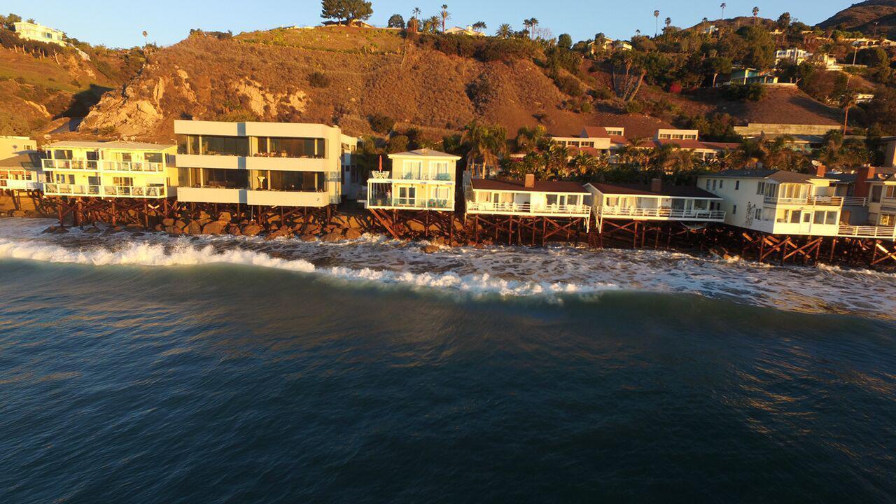 Apartment Private Beach